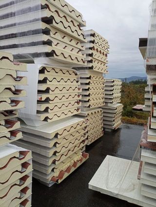 Paneles Sándwich Teja y Chapa