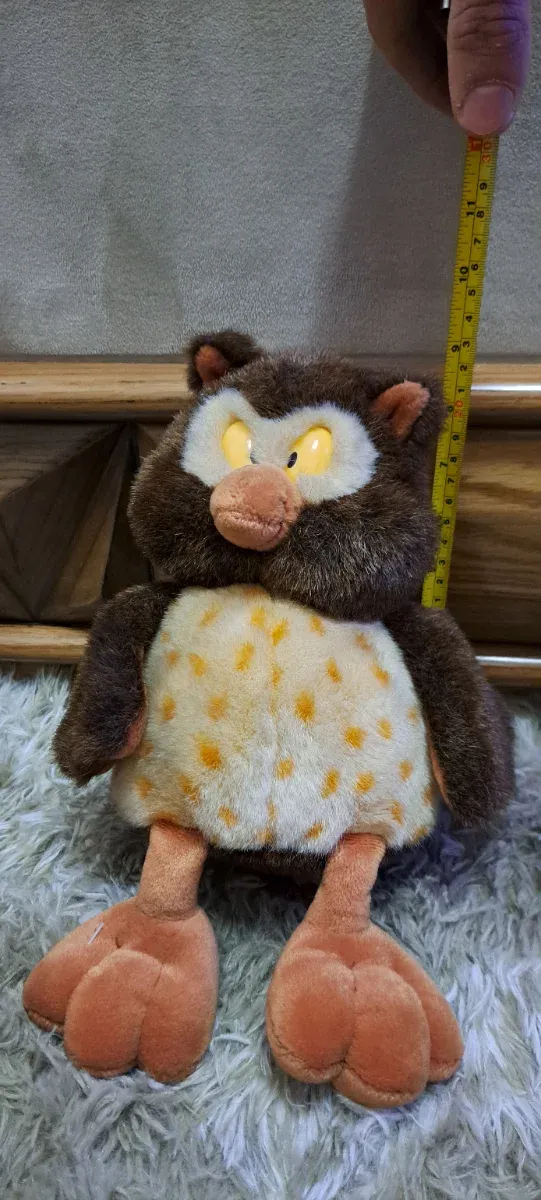 Peluche búho marrón con manchas