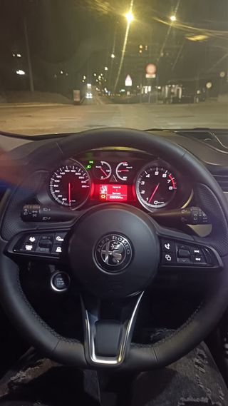 Volante Alfa romeo tonale giulia giulietta mito