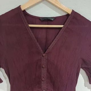 Vestido corto Zara morado