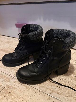Botas negras borreguito tacón talla 39