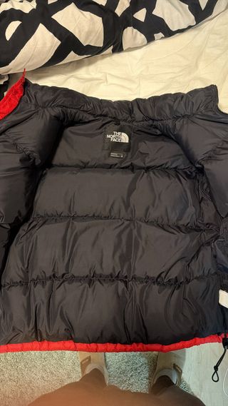 The North Face Abrigo Rojo y Negro