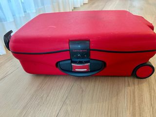 Trolley Samsonite rígido rojo