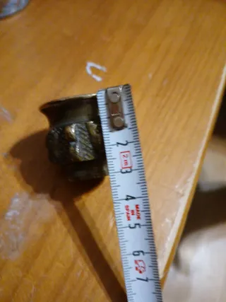 Mortero antiguo bronce figuras