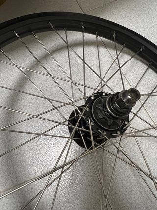 Rueda cult BMX 20 pulgadas