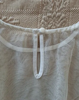 Blusa encaje Pull&Bear blanca