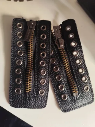 Stivali in stile Dr. Martens neri con suola a piattaforma