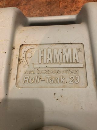 Depósito Fiamma Aguas Grises