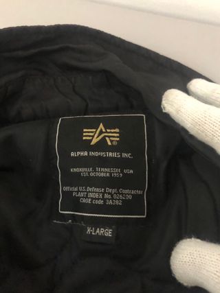 Chaqueta Alpha Industries Bomber Negra