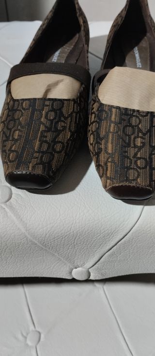 Zapatos Adolfo Domínguez