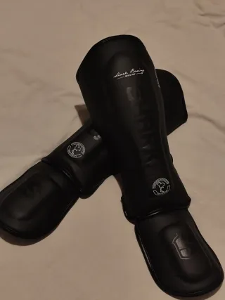 Protecciones Kick Boxing/Muay Thai SHARK