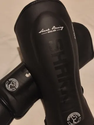 Protecciones Kick Boxing/Muay Thai SHARK