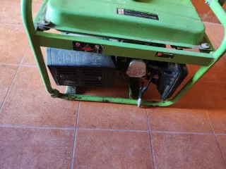 Generador Eléctrico Zipper Verde