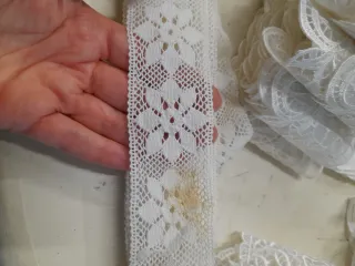 Stock merletti varie misure e metraggio