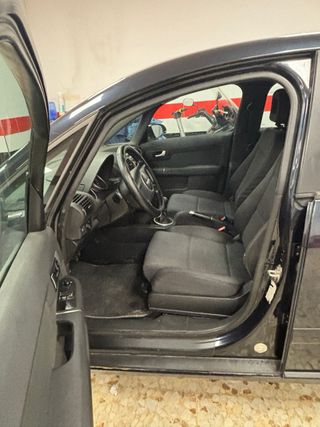 Audi A2 2002 1.4 Tdi 75 CV al dia de mantenimiento