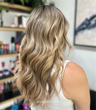 Peluquera Rubios perfectos sin pagar de más