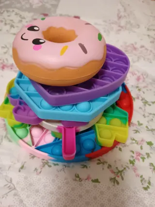 Set de 7 Juguetes Antiestrés Pop It