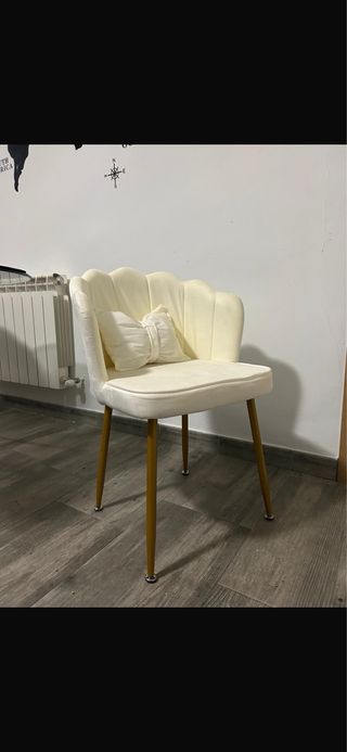 Sillas de comedor terciopelo beige y oro