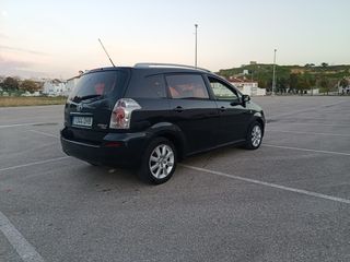 Toyota Corolla Verso 2005