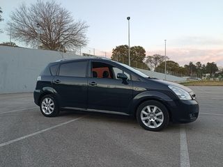 Toyota Corolla Verso 2005