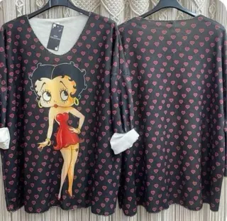 Blusa/Vestido Negro Betty Boop Corazones
