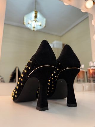 Zapatos Alma en Pena Negros Tachuelas Doradas