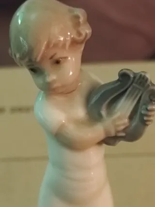 Figuras porcelana Mirete niñas música