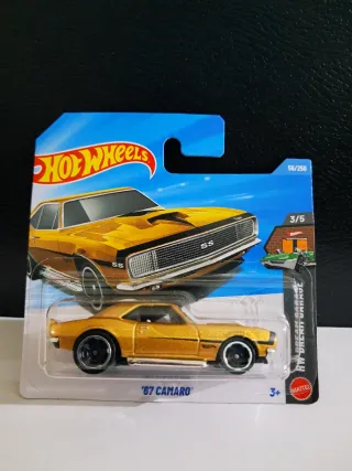 Hot Wheels '67 Camaro Dorado