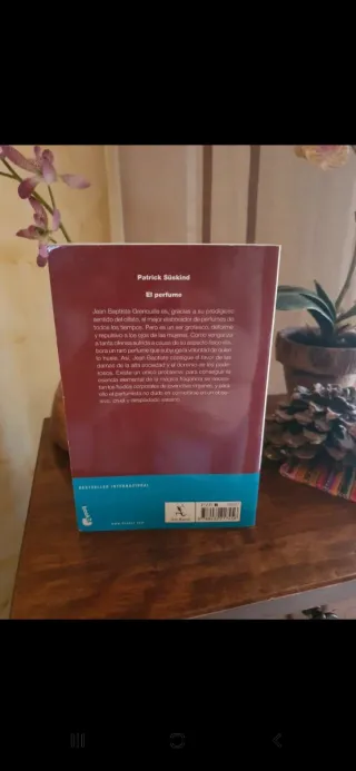 El perfume: Historia de un asesino (Spanish Edi...