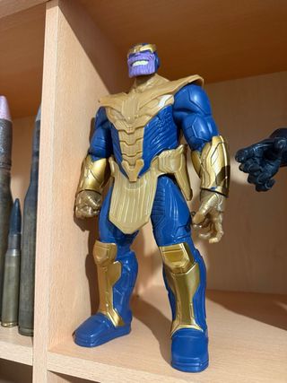 Figura Thanos Marvel