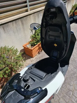 Piaggio Zip 50cc Scooter Blanca