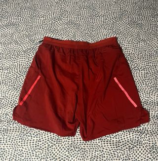 Pantalones cortos Nike rojos