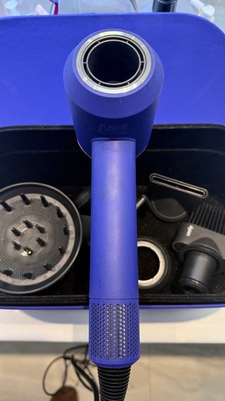 Asciugatrice Dyson Supersonic Viola + Valigia e accessori