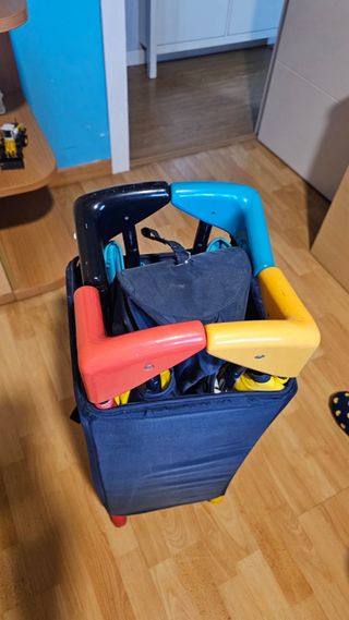 Cuna de viaje multicolor