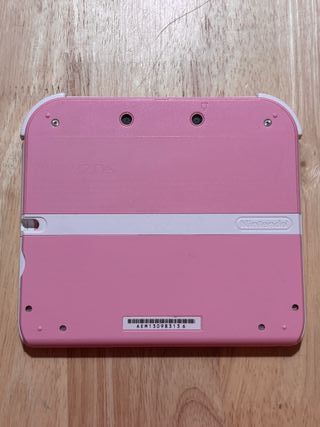 Nintendo 2DS + Tomodachi Life + New Style Boutique