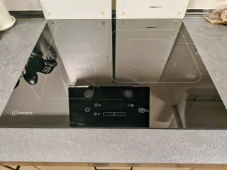 Placa Inducción Indesit