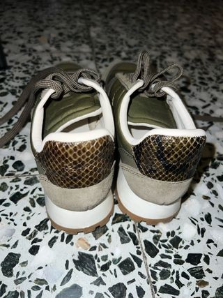 Zapatillas Zara verde y marrón
