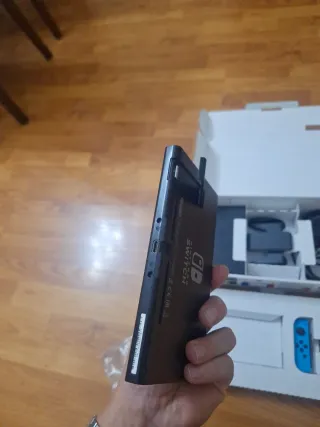 Nintendo Switch Azul y Naranja