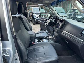 MITSUBISHI Montero 3.2 DID Intense