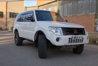 Mitsubishi Montero V80 2014 • 7 Plazas 106.000 K