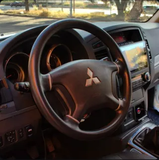 Mitsubishi Montero V80 2014 • 7 Plazas 106.000 K