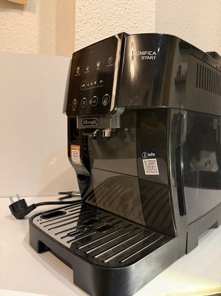 Cafetera Delonghi Magnifica Start Automática