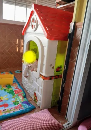 Casita infantil de plástico