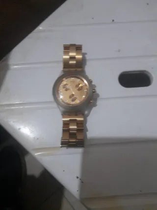 Orologio Swatch Dorato con Cristalli