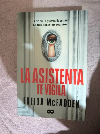 La asistenta te vigila (La asistenta 3)