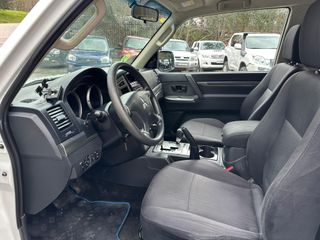 MITSUBISHI Montero 3.2 DID Spirit Auto
