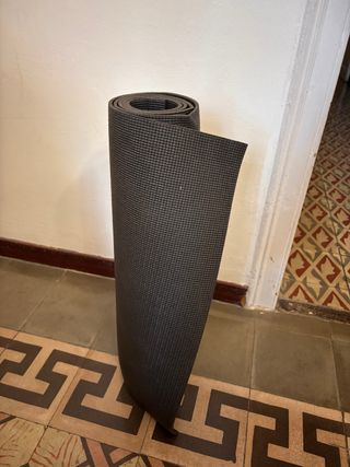 Esterilla de yoga negra