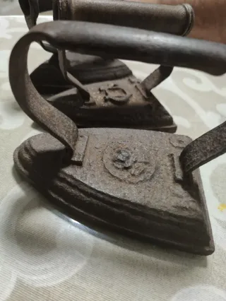 3 Antiguas Planchas de Hierro