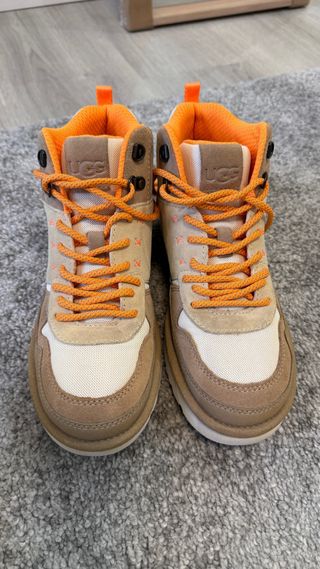 Botas UGG Beige y Naranja