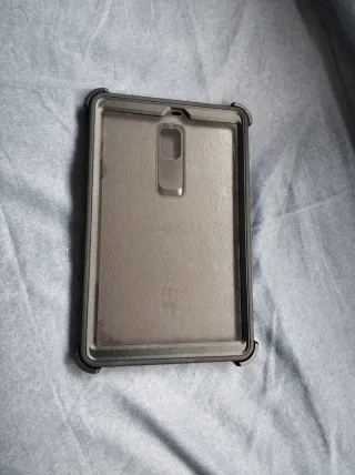 Funda Protectora Tablet Negra con Soporte